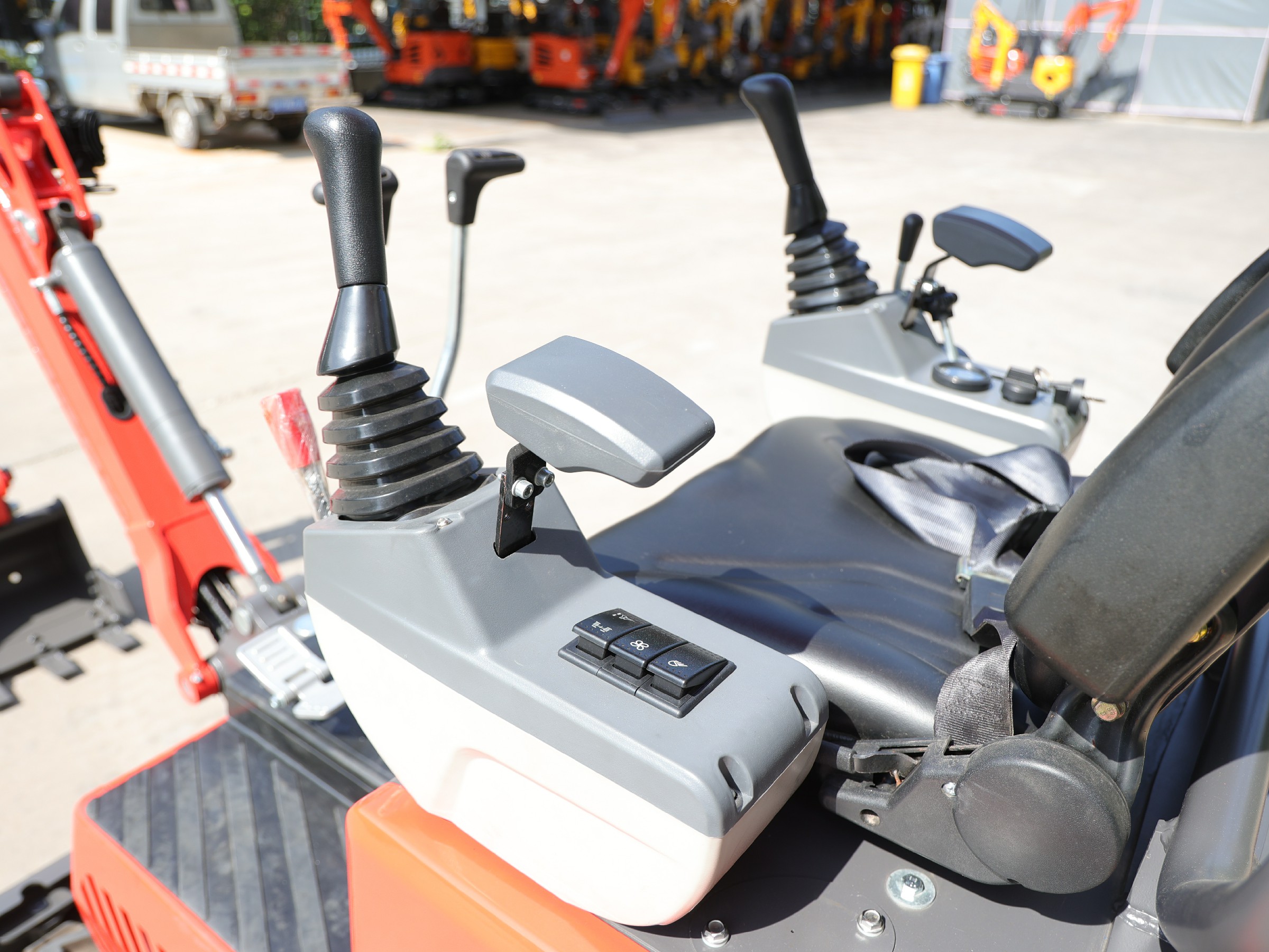 Miniexcavadora RM10S 1000Kg