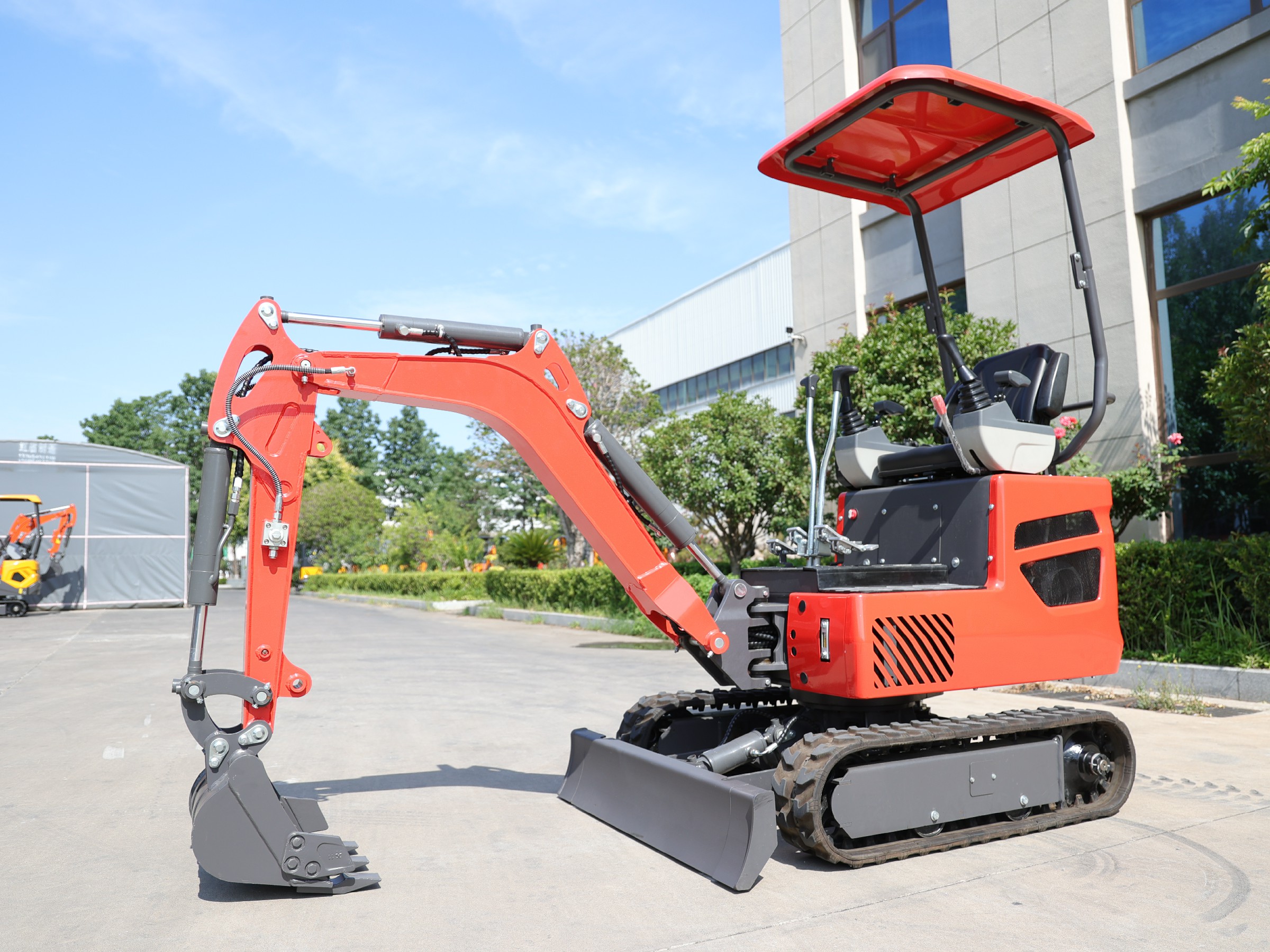Miniexcavadora RM10S 1000Kg - Imagen 2